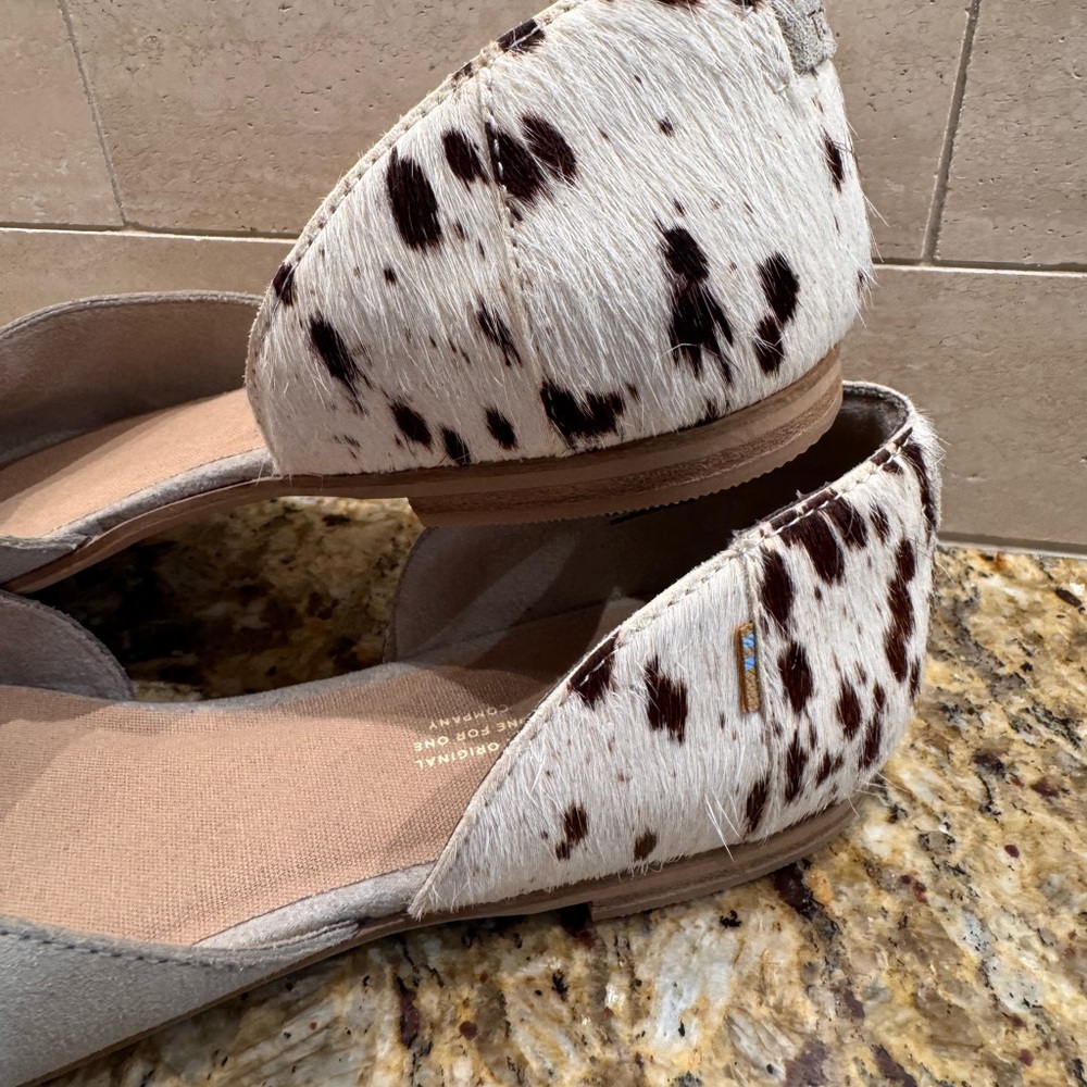 Toms Taupe Animal Print Cow Jutti D'Orsay Flats Shoes Women Size 11 - Picture 2 of 9